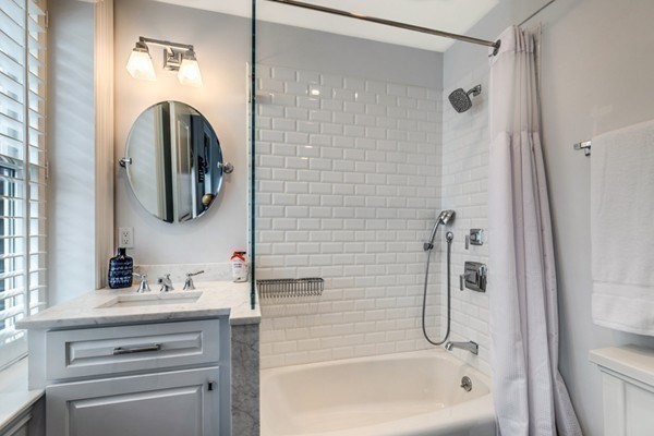 15 Warren Ave # 8
