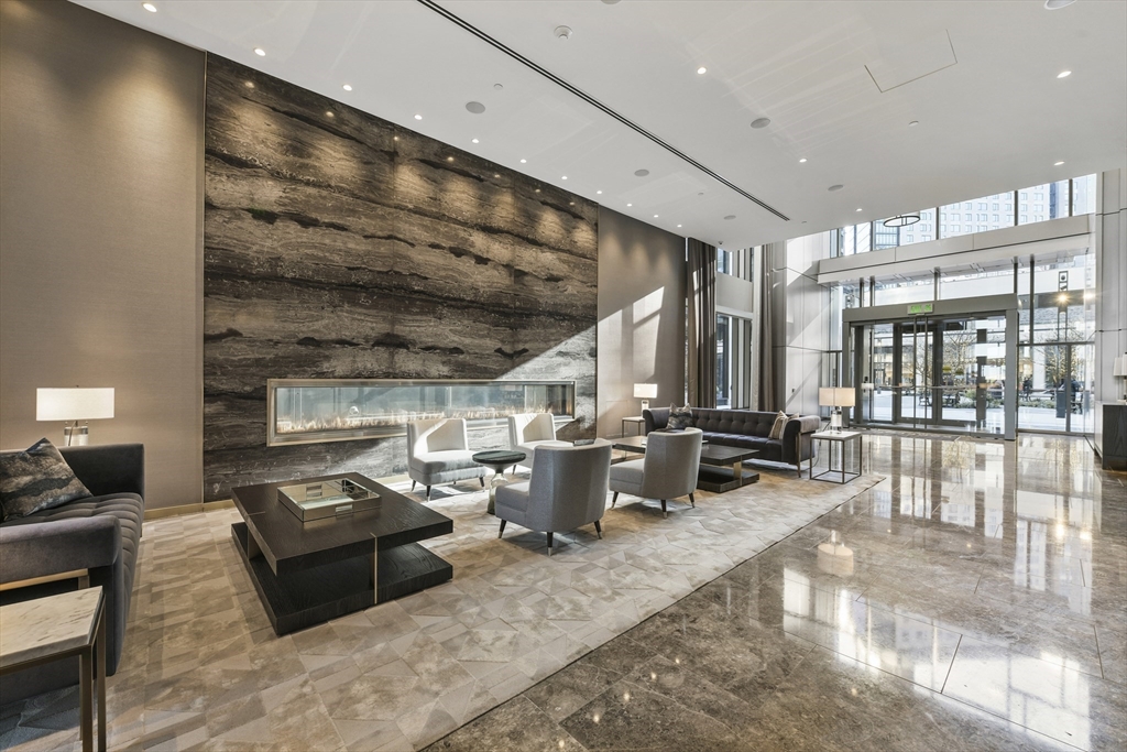 133 Seaport Blvd # 901
