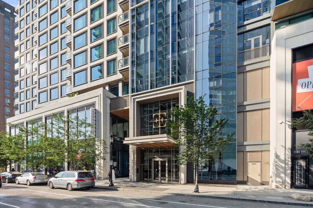 133 Seaport Blvd # 901