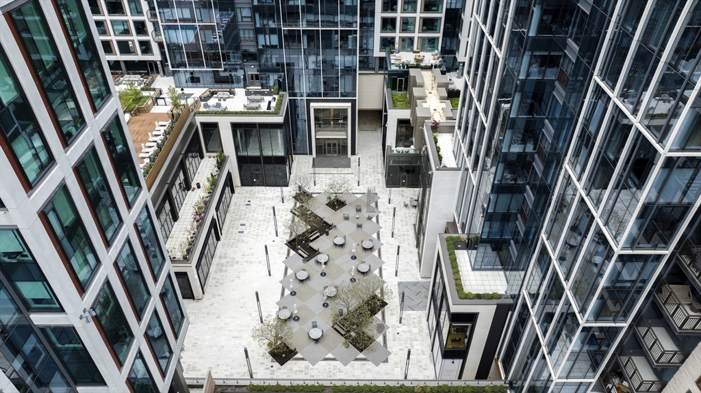 133 Seaport Blvd # 901