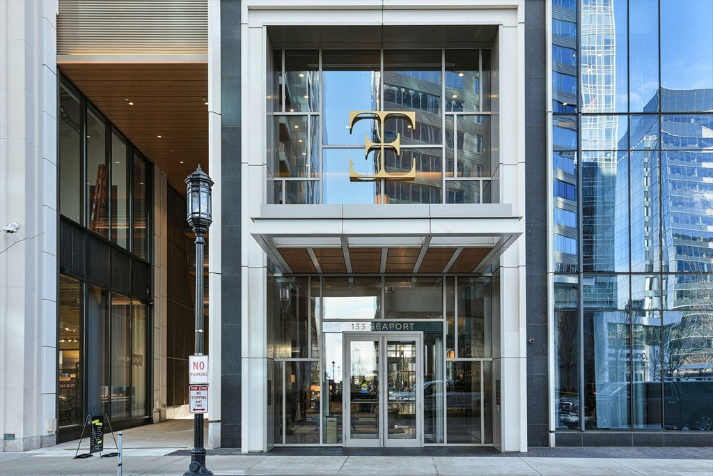 133 Seaport Blvd # 901