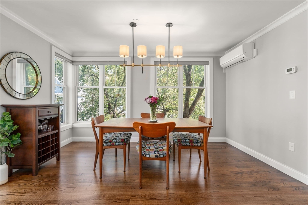 1789 Centre St # 301, Boston Unit: 301