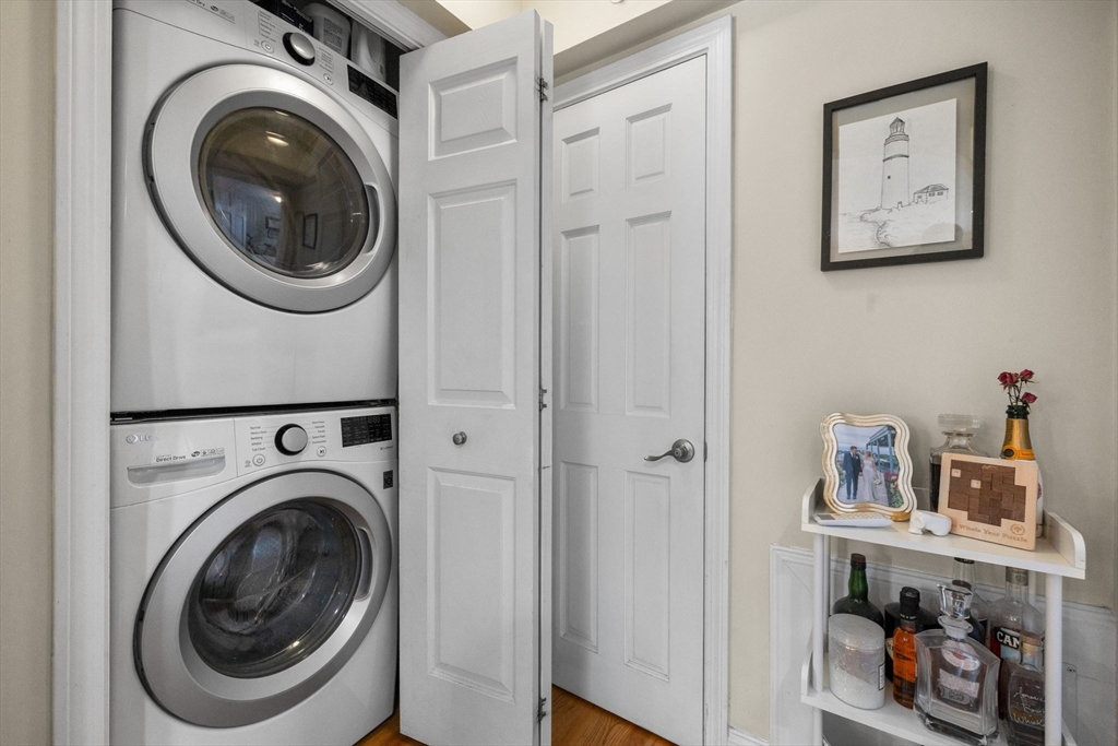27-29 Commonwealth Ave # 9