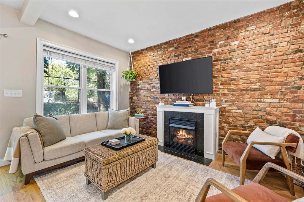 39 I St # 1