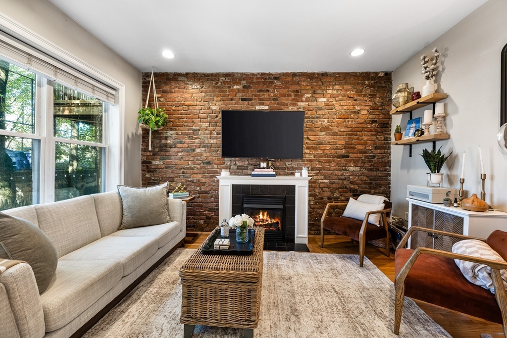 39 I St # 1