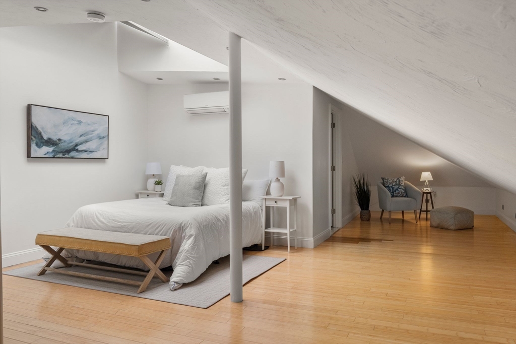 178 Hyde Park Ave # 3