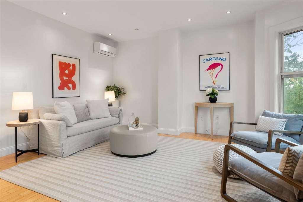 178 Hyde Park Ave # 3