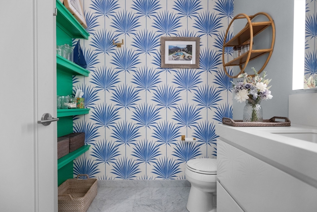 135 Seaport Blvd # 1503