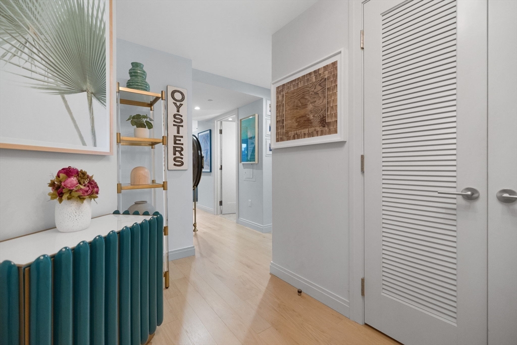 135 Seaport Blvd # 1503