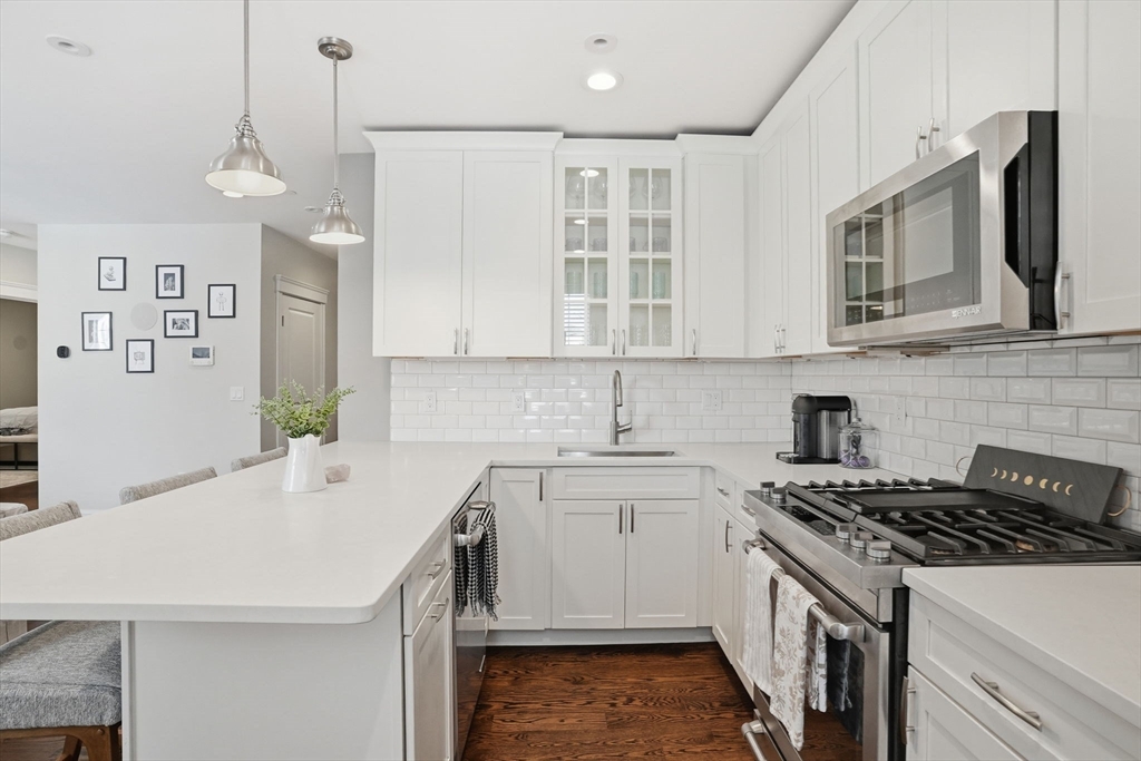 199 W 8th Street # 4