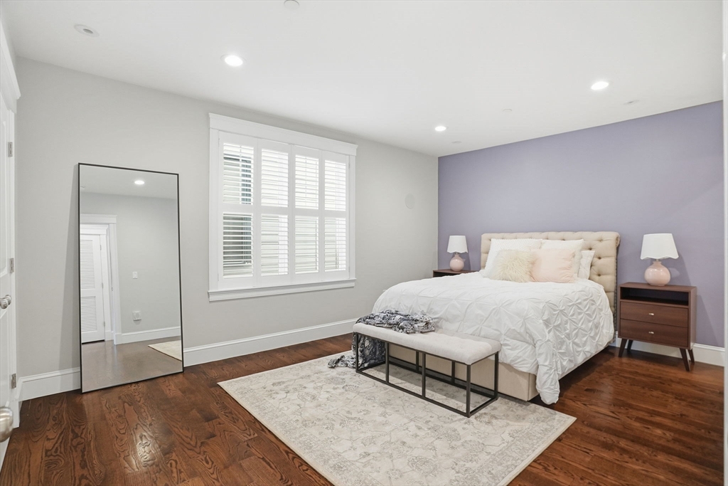 199 W 8th Street # 4