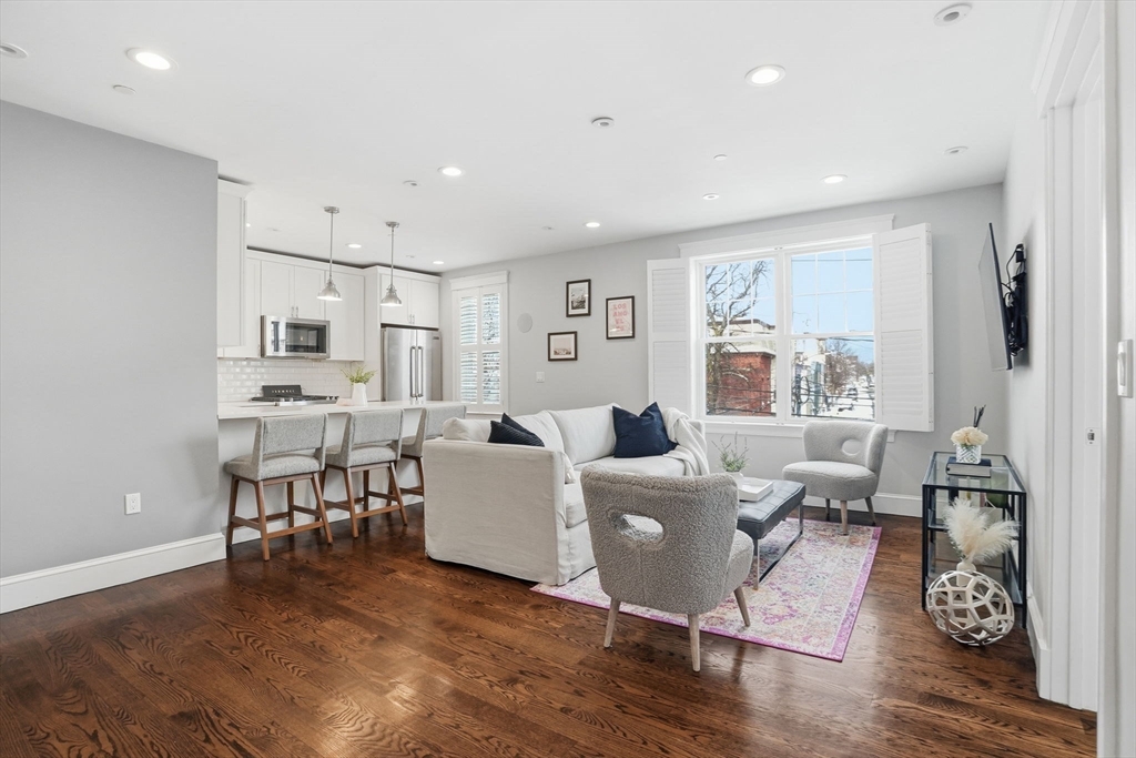 199 W 8th Street # 4