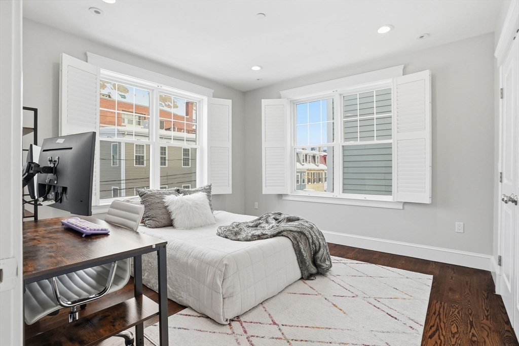 199 W 8th Street # 4