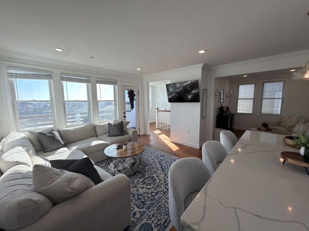 1152 Bennington Street # 3