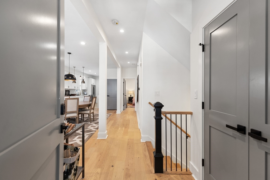 161 Lowell St # 1