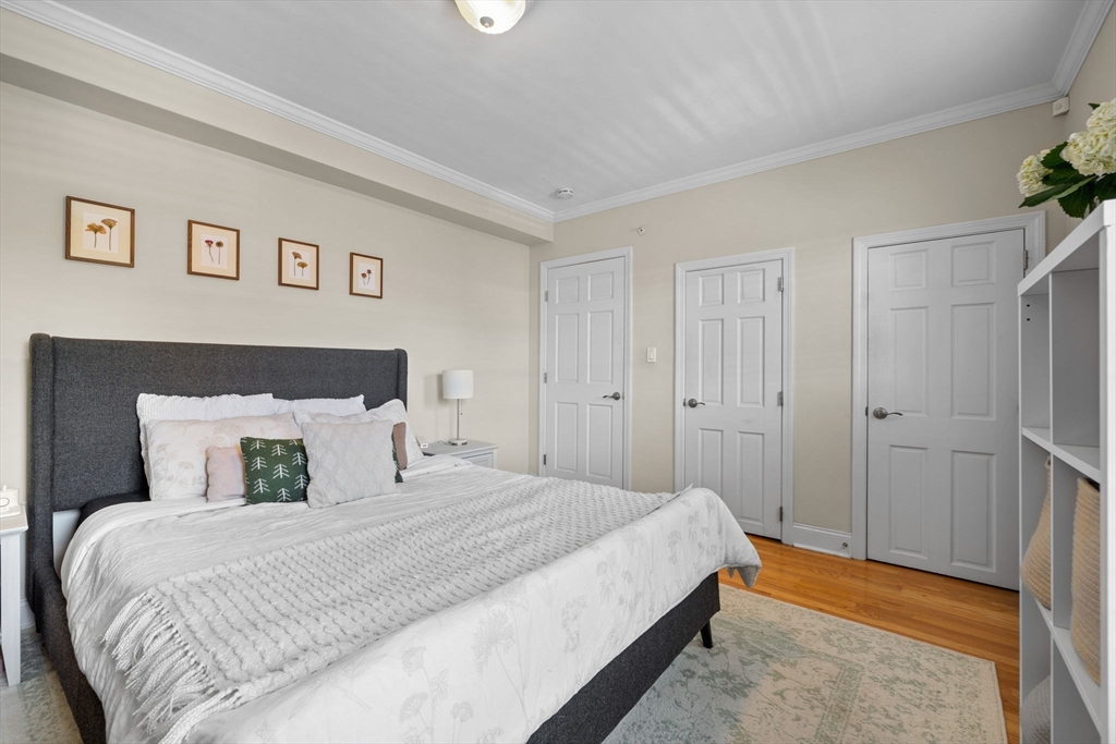 27-29 Commonwealth Ave # 9