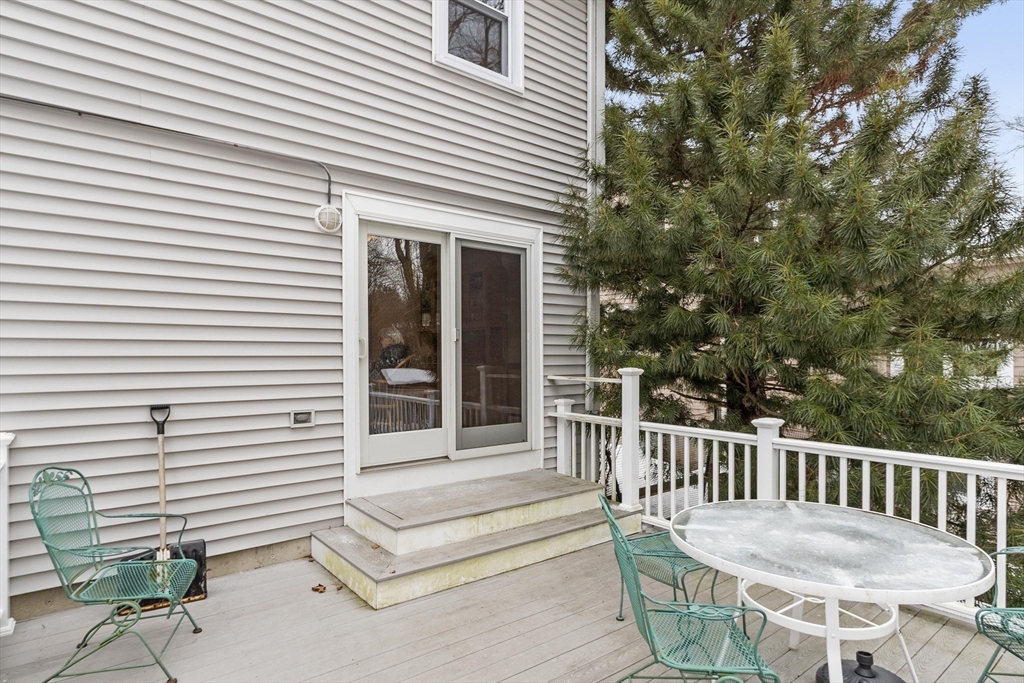 28 Webb Street