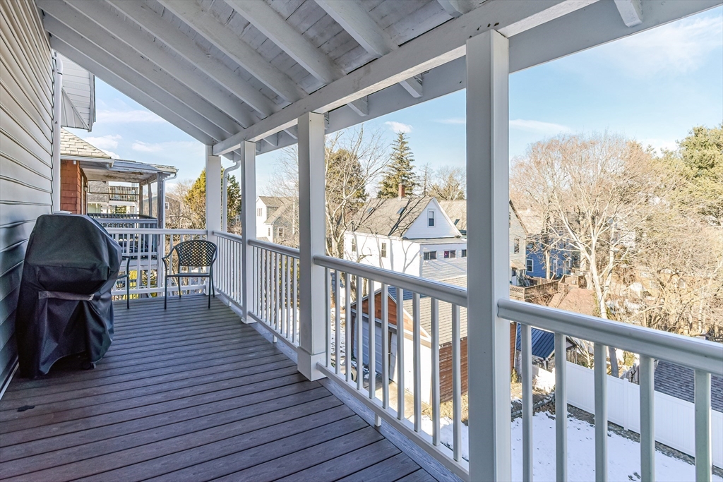 58 Metropolitan Ave # 2
