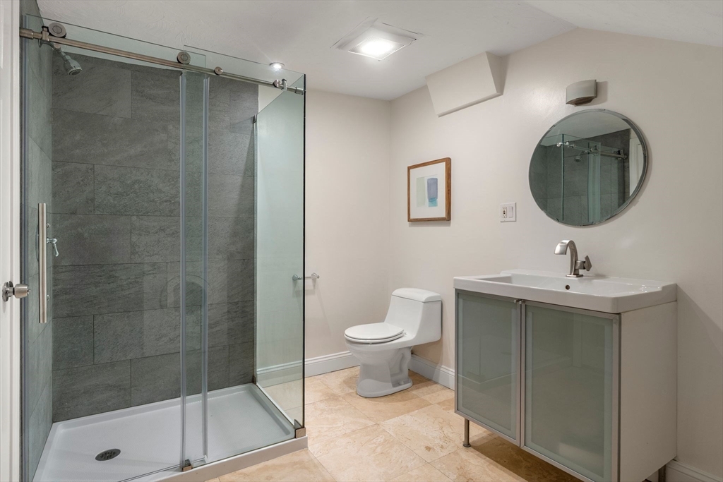 178 Hyde Park Ave # 3