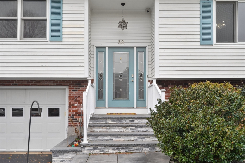 50 Meetinghouse Cir