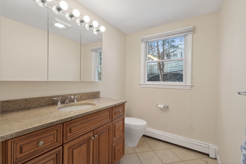 50 Meetinghouse Cir
