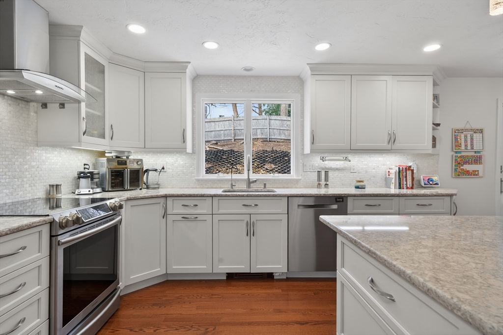 50 Meetinghouse Cir