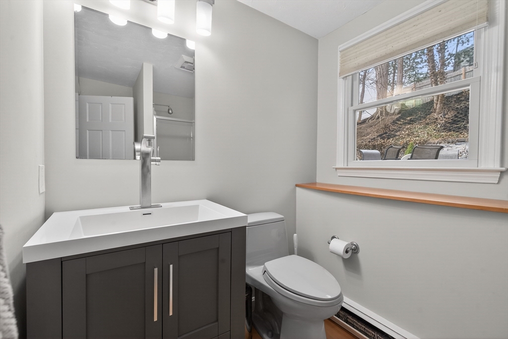 50 Meetinghouse Cir
