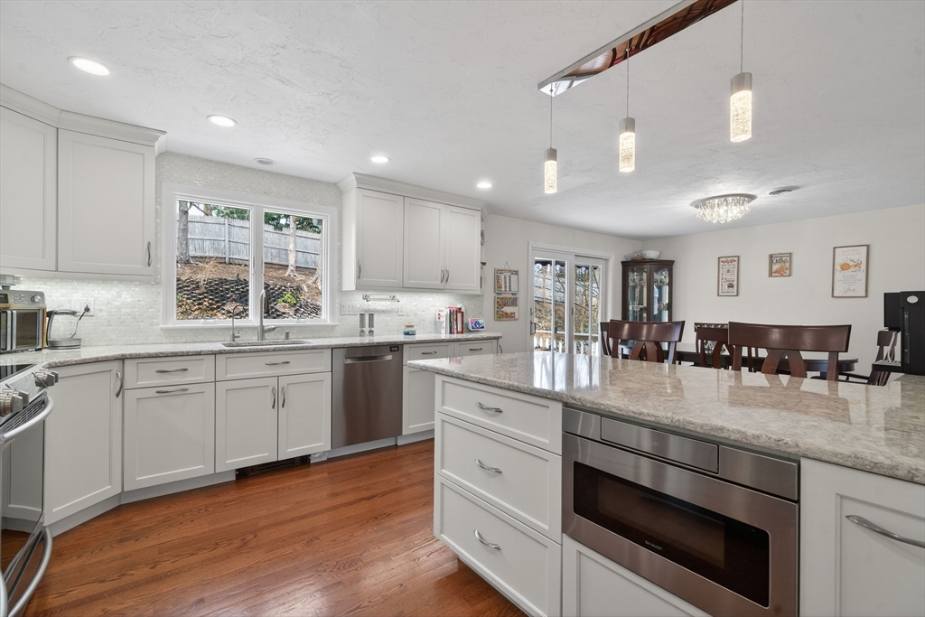 50 Meetinghouse Cir