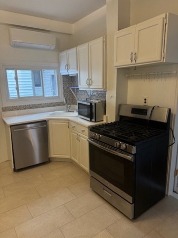 186 Emerson Street # 1