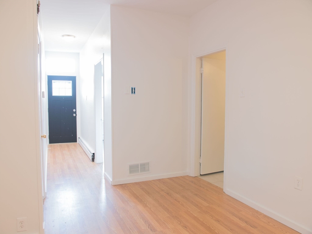 186 Emerson Street # 1