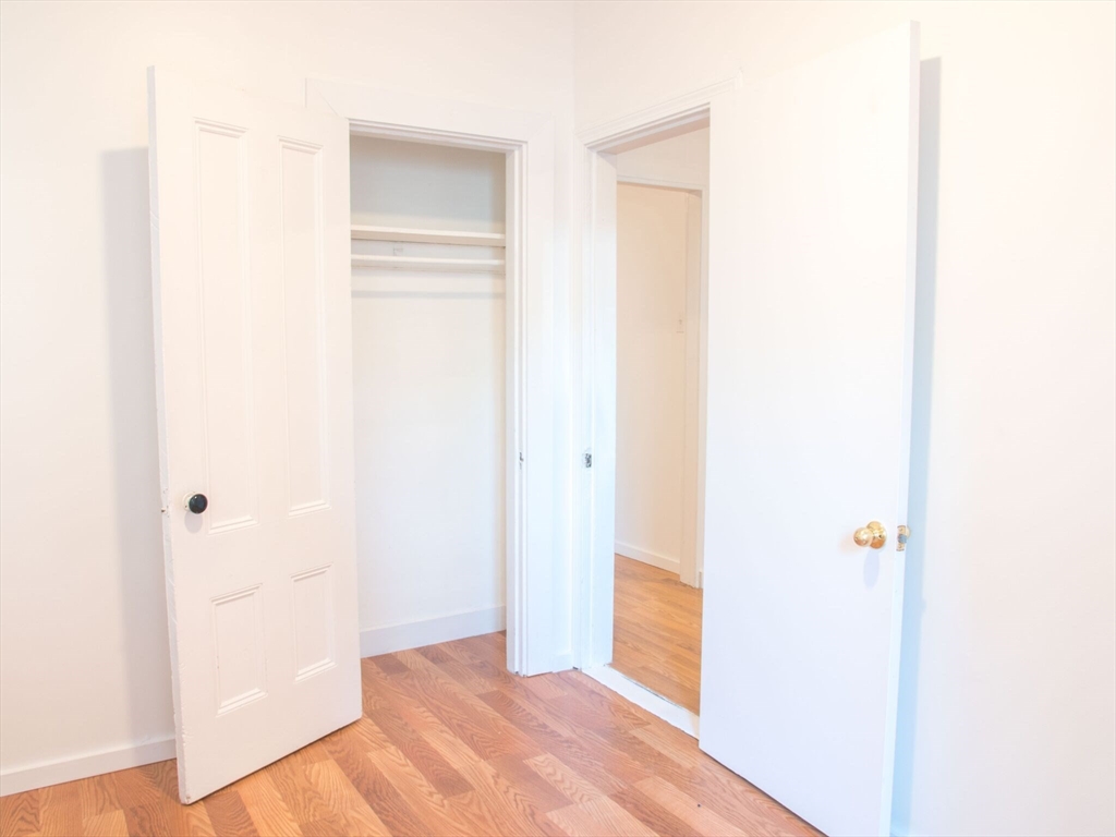 186 Emerson Street # 1