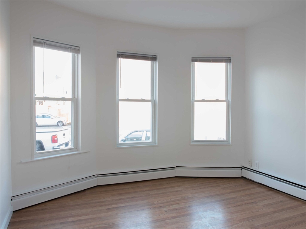 186 Emerson Street # 1