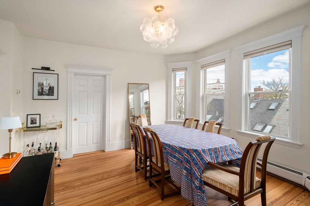 6-8 Bartlett St # 3