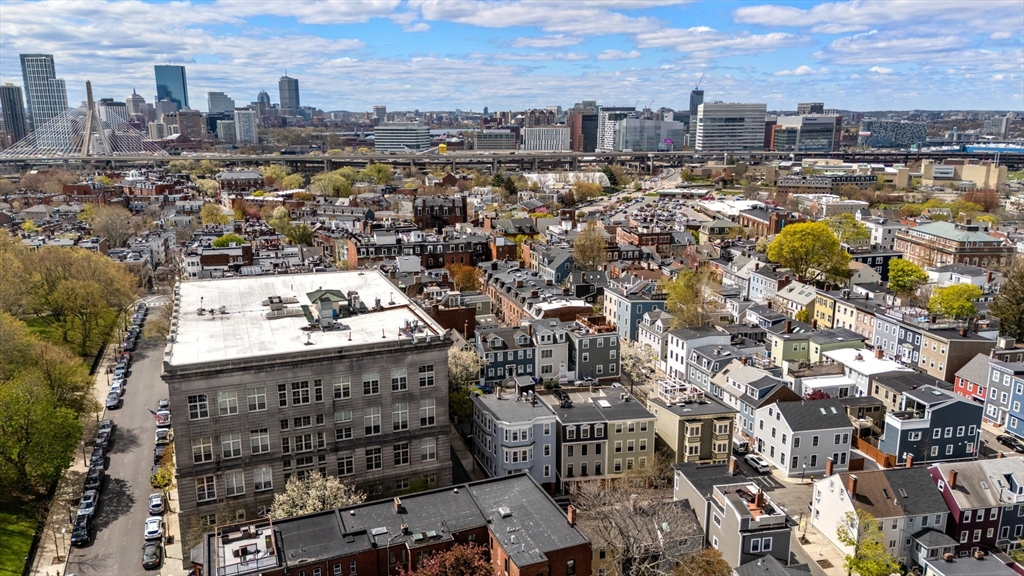 6-8 Bartlett St # 3