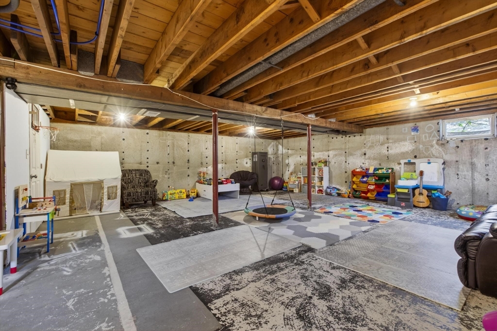 38 Mount Vernon St.