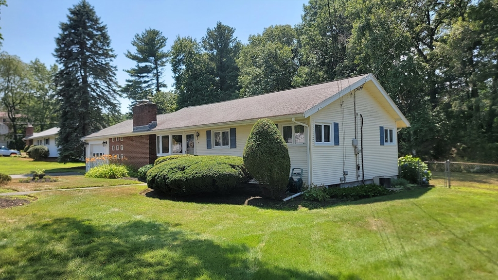 4 Anderson St