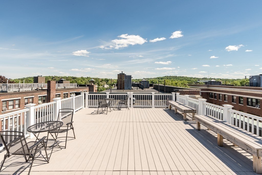 145 Englewood Ave # 33