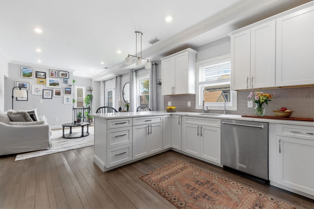 73 Bartlett Rd # 1