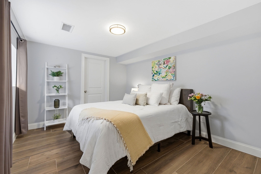 73 Bartlett Rd # 1