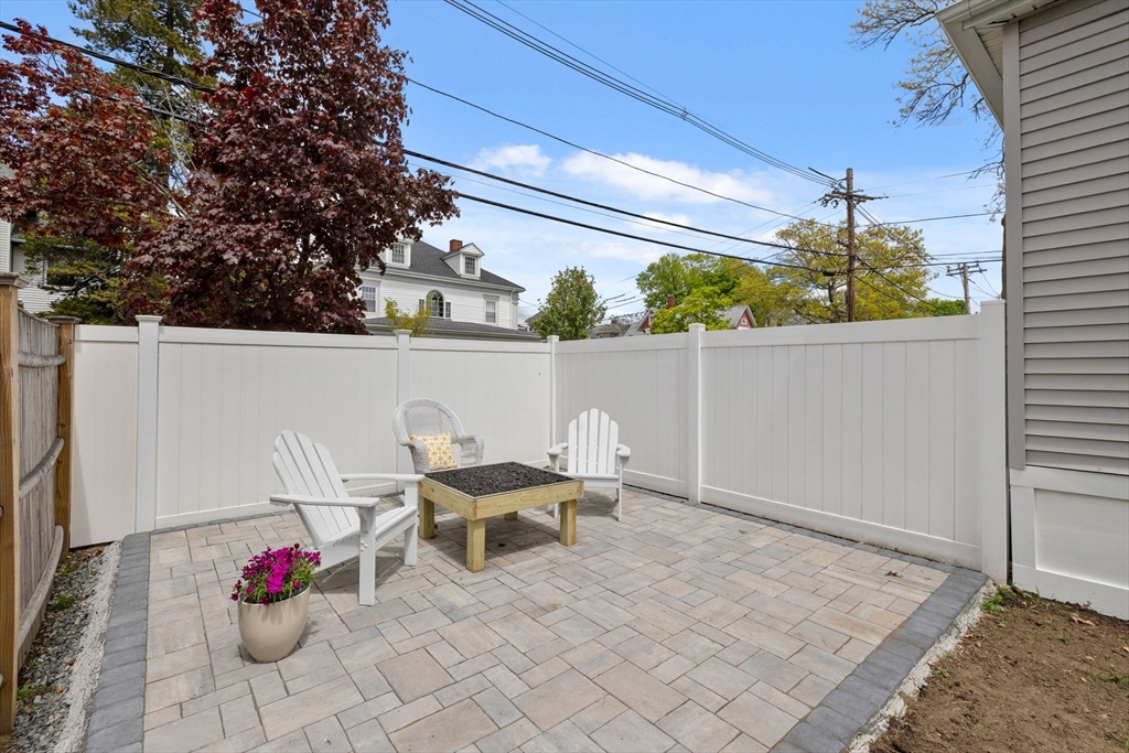 73 Bartlett Rd # 1