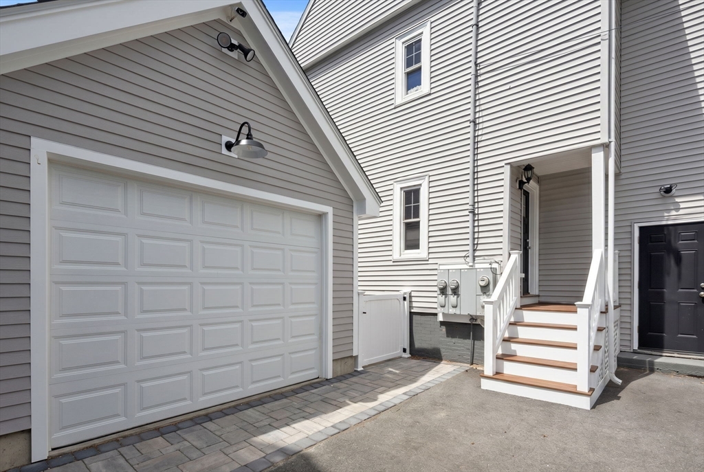 73 Bartlett Rd # 1