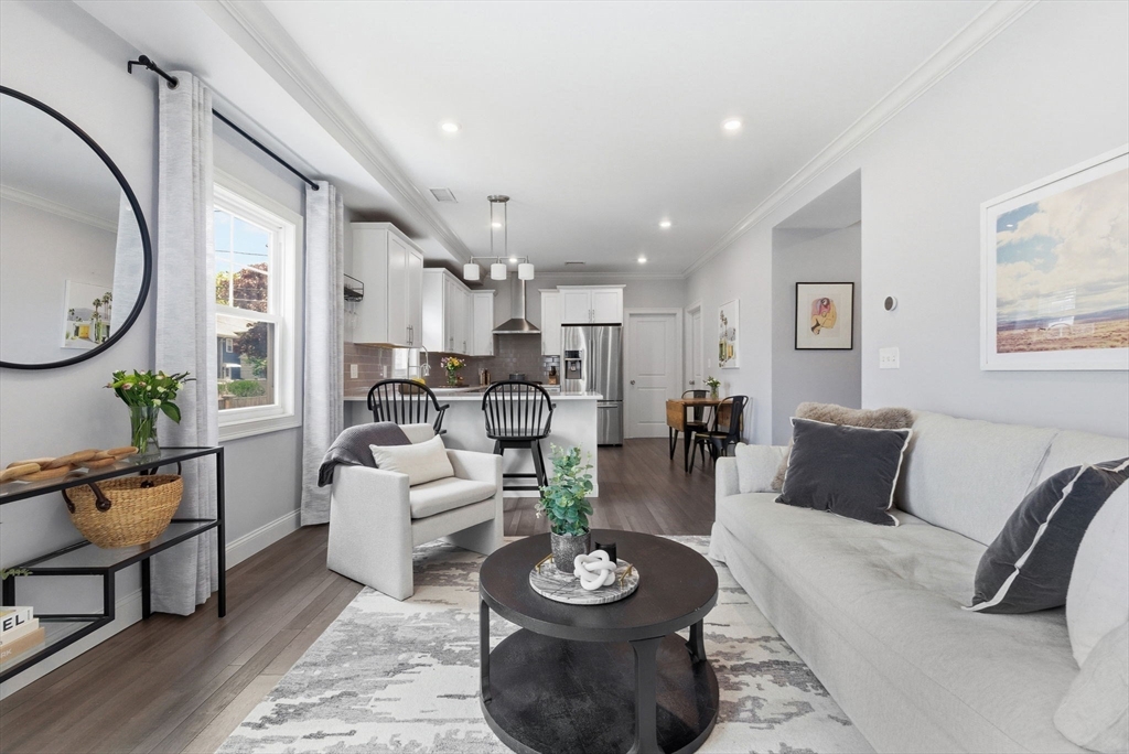 73 Bartlett Rd # 1