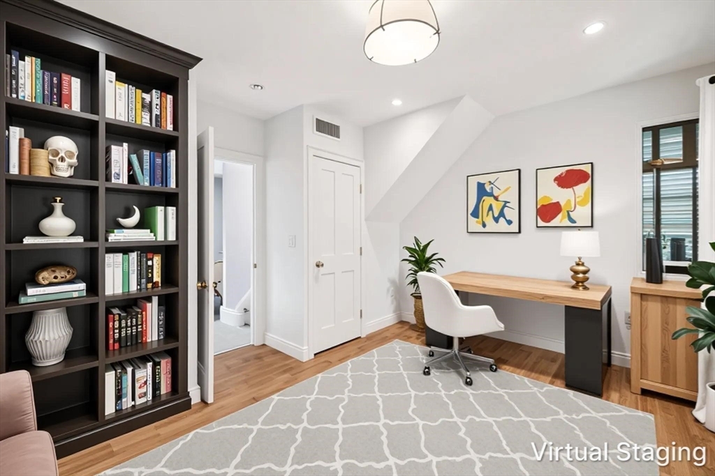 46 Dartmouth Street # 3
