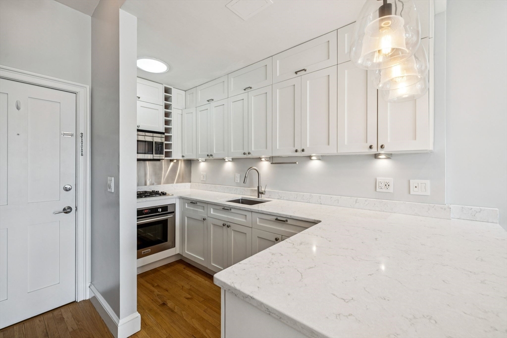 46 Dartmouth Street # 3