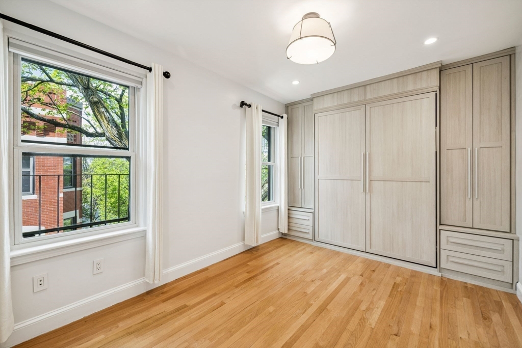46 Dartmouth Street # 3