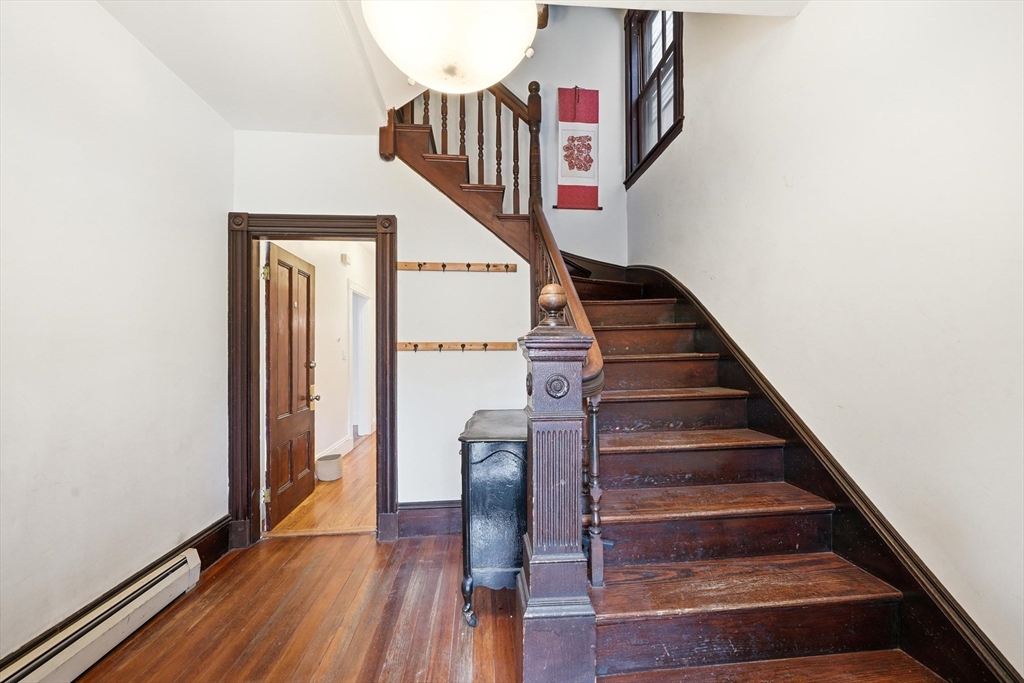 166 Chestnut St # 1