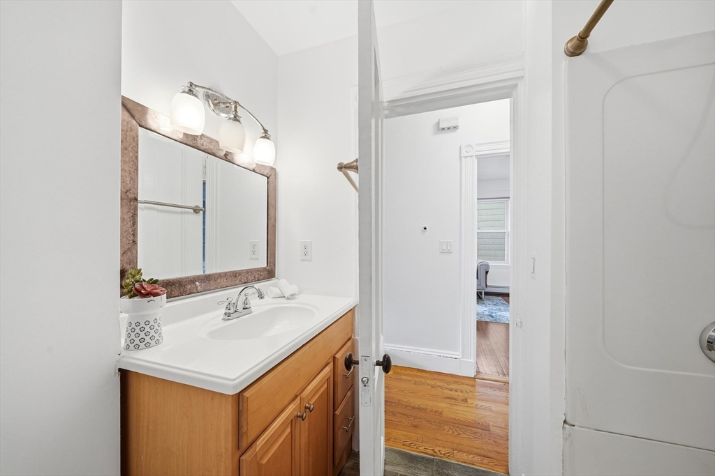 166 Chestnut St # 1