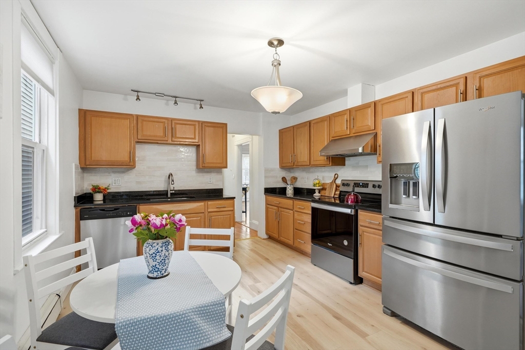 166 Chestnut St # 1