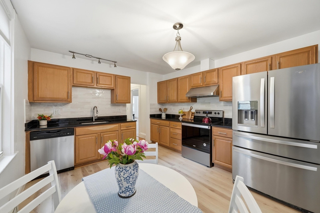 166 Chestnut St # 1