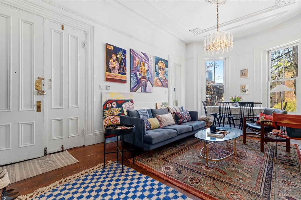 324 Shawmut Ave # 2